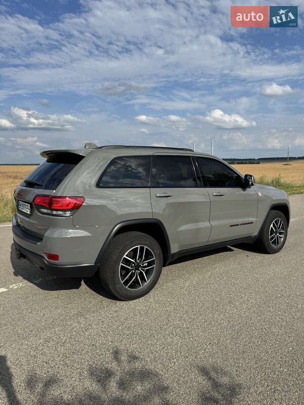 Внедорожник / Кроссовер Jeep Grand Cherokee 2020 в Киеве
