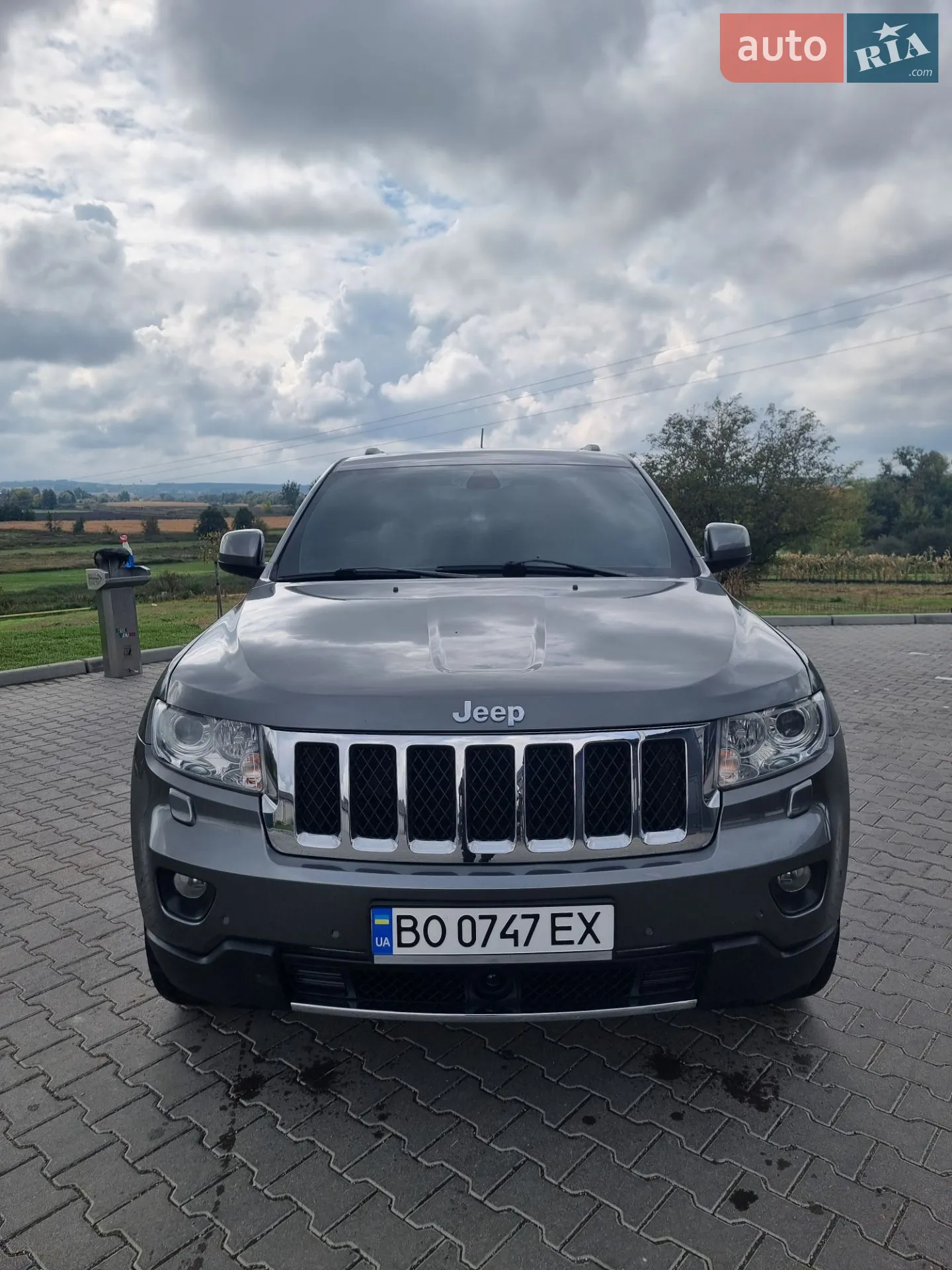 2011 Jeep Grand Cherokee - мініатюра 2