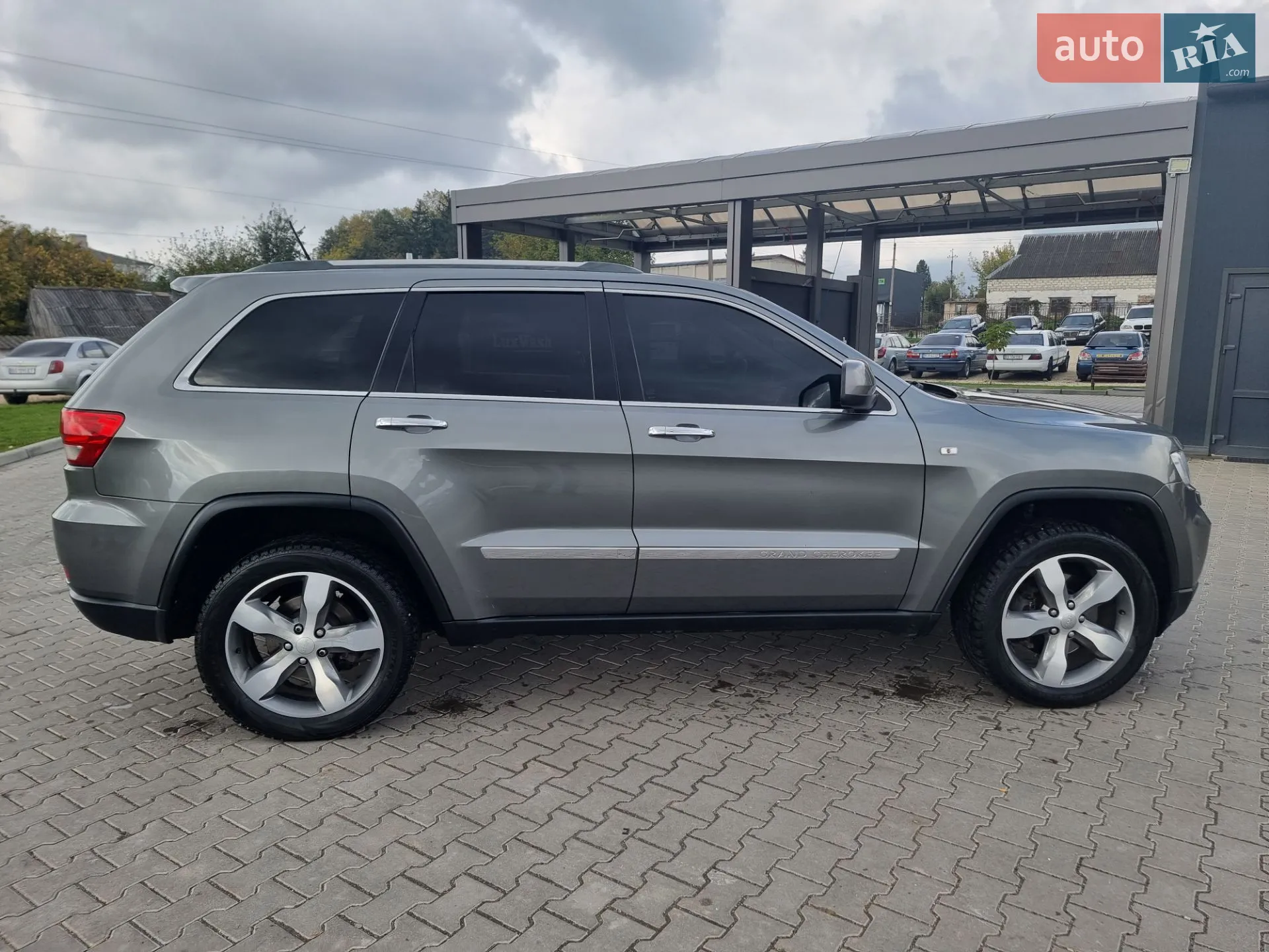 2011 Jeep Grand Cherokee - мініатюра 9