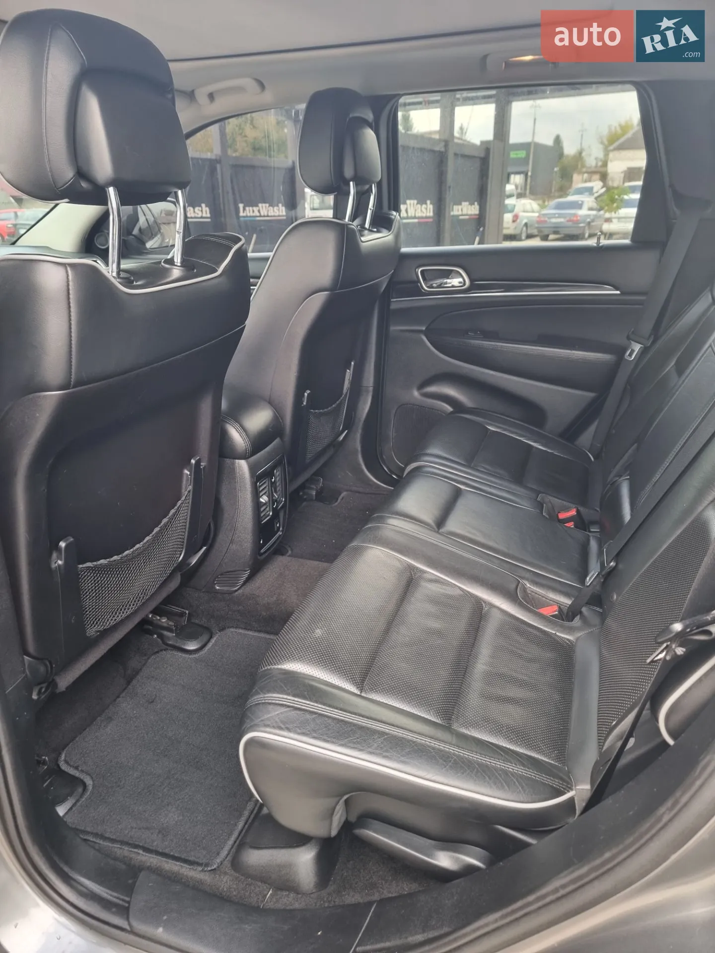 2011 Jeep Grand Cherokee - мініатюра 20