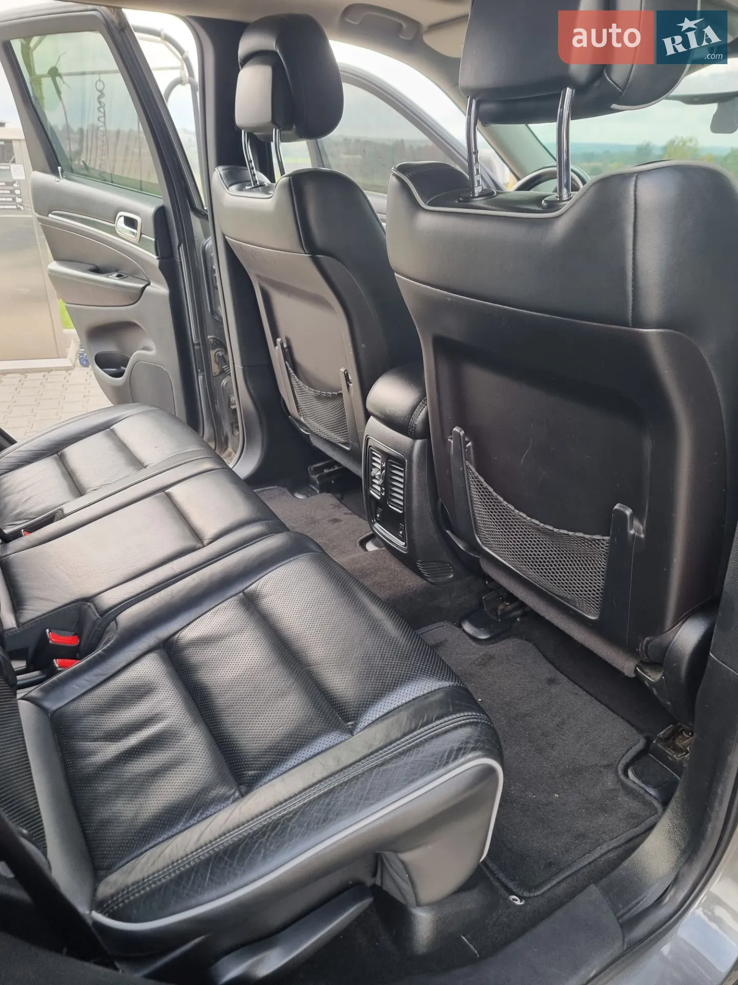 2011 Jeep Grand Cherokee - мініатюра 21