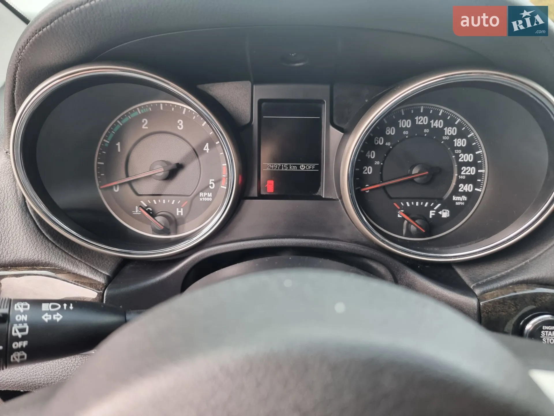 2011 Jeep Grand Cherokee - мініатюра 25