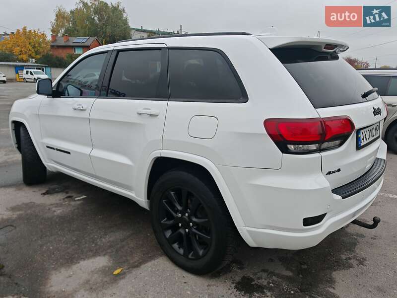 Внедорожник / Кроссовер Jeep Grand Cherokee 2018 в Харькове
