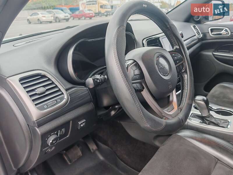 Внедорожник / Кроссовер Jeep Grand Cherokee 2018 в Харькове