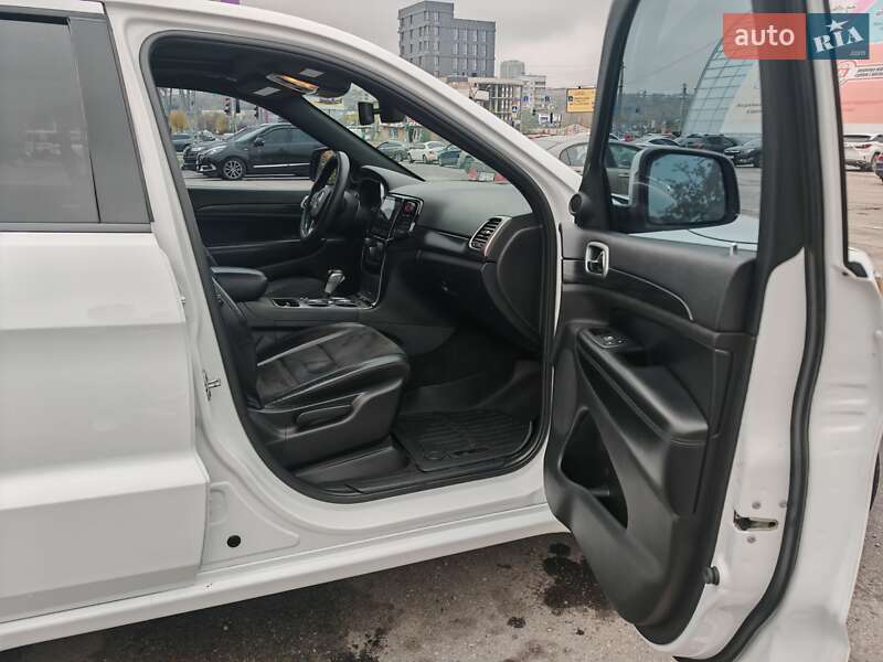Внедорожник / Кроссовер Jeep Grand Cherokee 2018 в Харькове