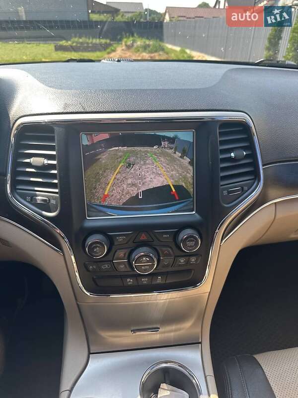 Внедорожник / Кроссовер Jeep Grand Cherokee 2013 в Звягеле фото 8 Внедорожник / Кроссовер Jeep Grand Cherokee 2013 в Звягеле