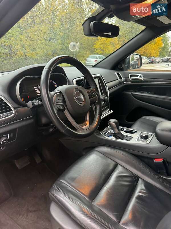 Внедорожник / Кроссовер Jeep Grand Cherokee 2017 в Виннице