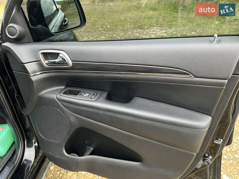 Внедорожник / Кроссовер Jeep Grand Cherokee 2021 в Ивано-Франковске фото 24 Внедорожник / Кроссовер Jeep Grand Cherokee 2021 в Ивано-Франковске