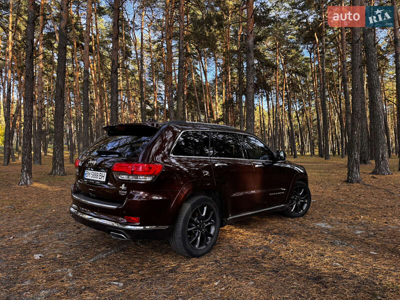 Внедорожник / Кроссовер Jeep Grand Cherokee 2014 в Сумах