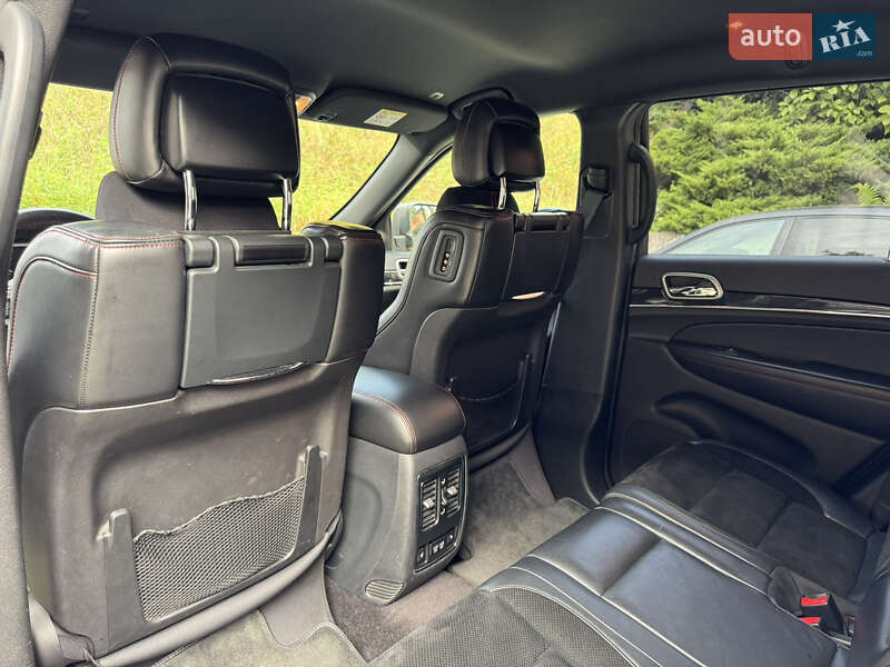 Позашляховик / Кросовер Jeep Grand Cherokee 2016 в Києві фото 10 Позашляховик / Кросовер Jeep Grand Cherokee 2016 в Києві