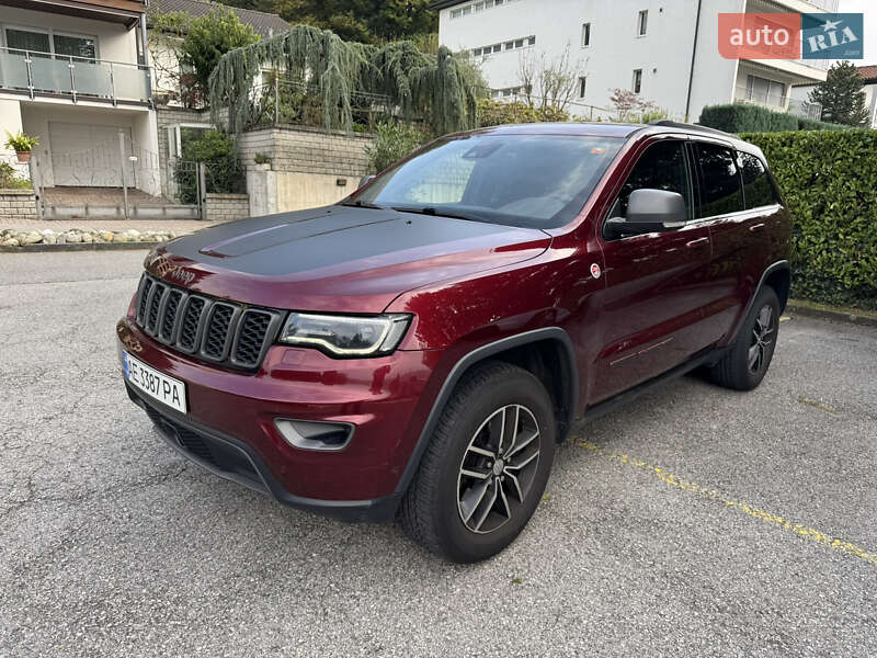 Позашляховик / Кросовер Jeep Grand Cherokee 2016 в Києві фото 21 Позашляховик / Кросовер Jeep Grand Cherokee 2016 в Києві