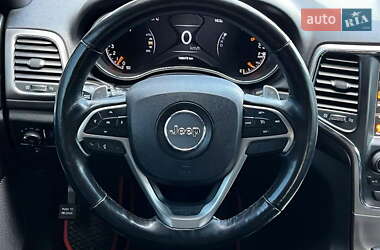 Позашляховик / Кросовер Jeep Grand Cherokee 2017 в  фото 18 Позашляховик / Кросовер Jeep Grand Cherokee 2017 в