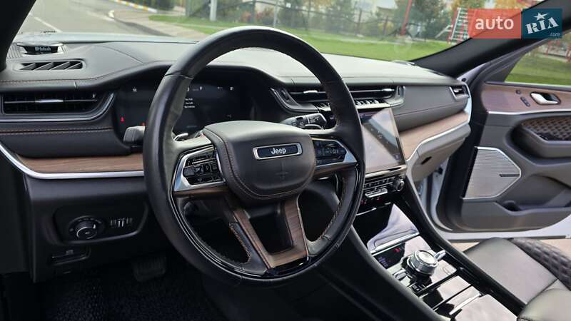 Внедорожник / Кроссовер Jeep Grand Cherokee 2022 в Киеве фото 50 Внедорожник / Кроссовер Jeep Grand Cherokee 2022 в Киеве