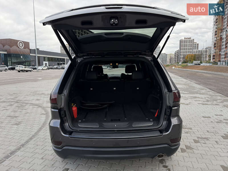 Позашляховик / Кросовер Jeep Grand Cherokee 2015 в Києві фото 26 Позашляховик / Кросовер Jeep Grand Cherokee 2015 в Києві