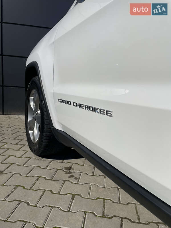 Внедорожник / Кроссовер Jeep Grand Cherokee 2015 в Одессе