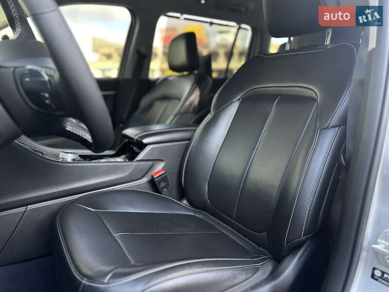 Внедорожник / Кроссовер Jeep Grand Cherokee 2023 в Львове