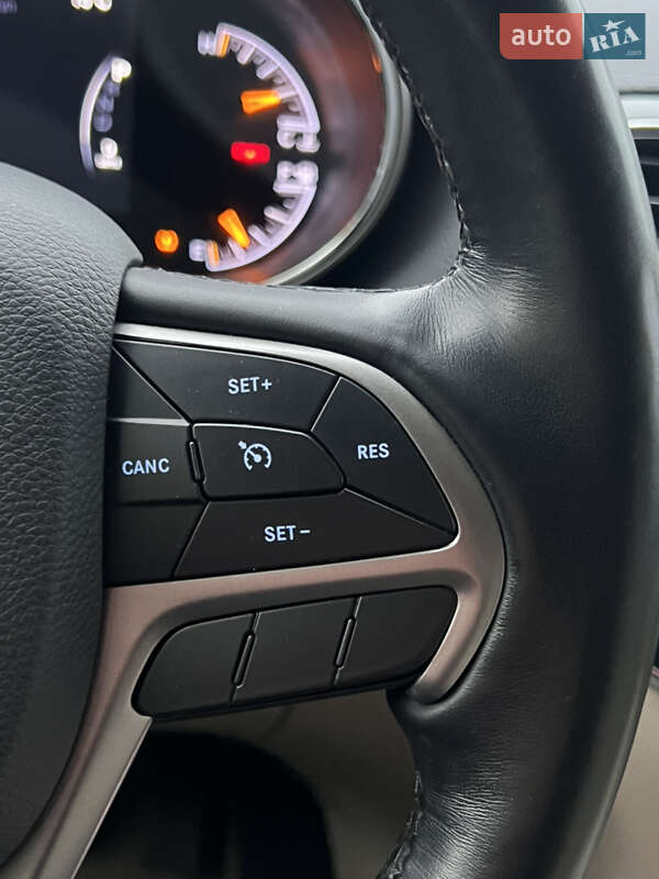 Внедорожник / Кроссовер Jeep Grand Cherokee 2021 в Одессе