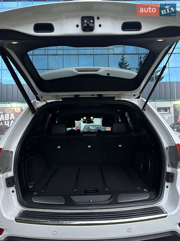 Внедорожник / Кроссовер Jeep Grand Cherokee 2014 в Ровно фото 12 Внедорожник / Кроссовер Jeep Grand Cherokee 2014 в Ровно