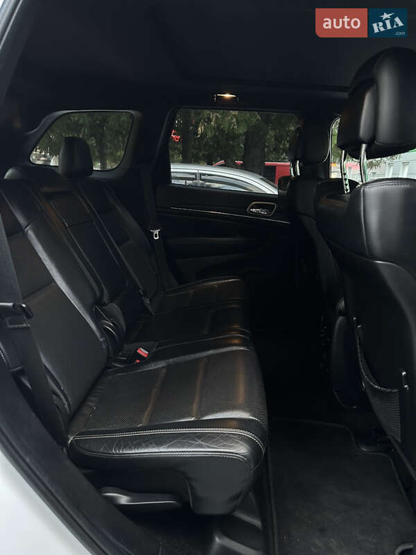 Внедорожник / Кроссовер Jeep Grand Cherokee 2014 в Ровно фото 14 Внедорожник / Кроссовер Jeep Grand Cherokee 2014 в Ровно