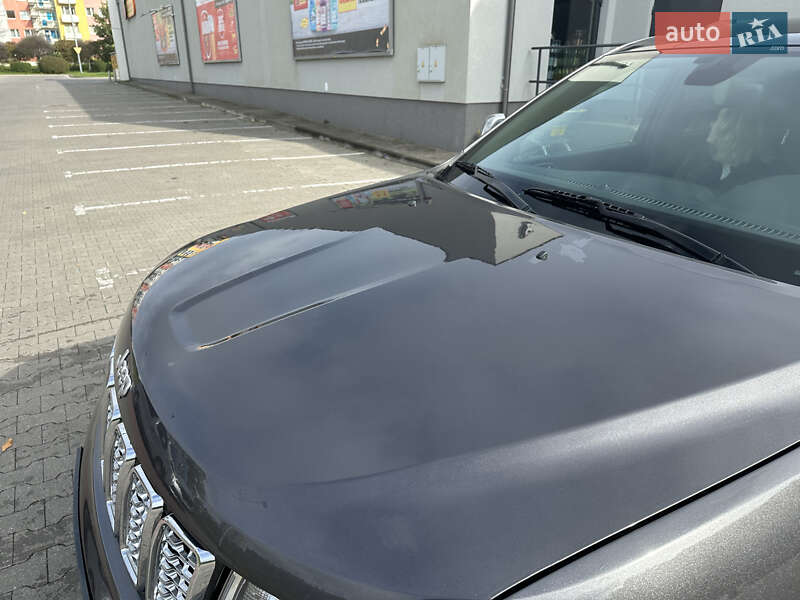 Внедорожник / Кроссовер Jeep Grand Cherokee 2016 в Львове фото 6 Внедорожник / Кроссовер Jeep Grand Cherokee 2016 в Львове