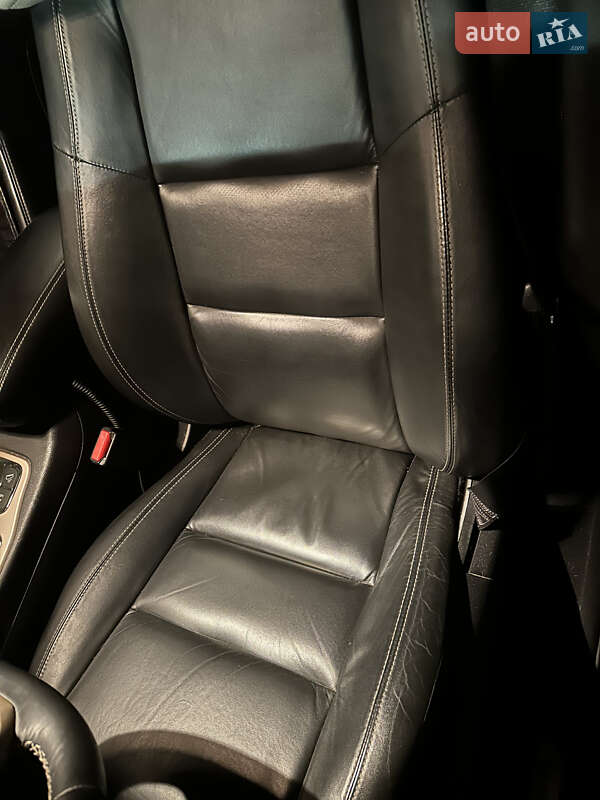 Внедорожник / Кроссовер Jeep Grand Cherokee 2016 в Львове фото 23 Внедорожник / Кроссовер Jeep Grand Cherokee 2016 в Львове