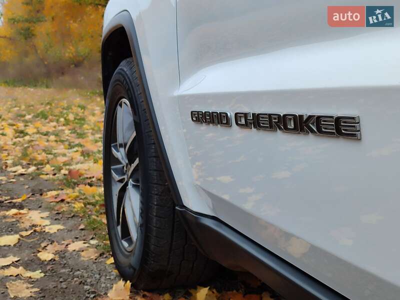 Внедорожник / Кроссовер Jeep Grand Cherokee 2019 в Виннице