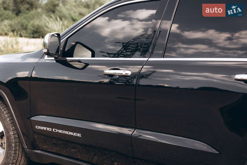 Внедорожник / Кроссовер Jeep Grand Cherokee 2013 в Тячеве фото 7 Внедорожник / Кроссовер Jeep Grand Cherokee 2013 в Тячеве