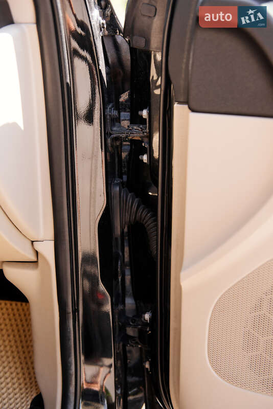 Внедорожник / Кроссовер Jeep Grand Cherokee 2013 в Тячеве фото 90 Внедорожник / Кроссовер Jeep Grand Cherokee 2013 в Тячеве