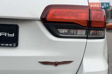 Внедорожник / Кроссовер Jeep Grand Cherokee 2018 в 