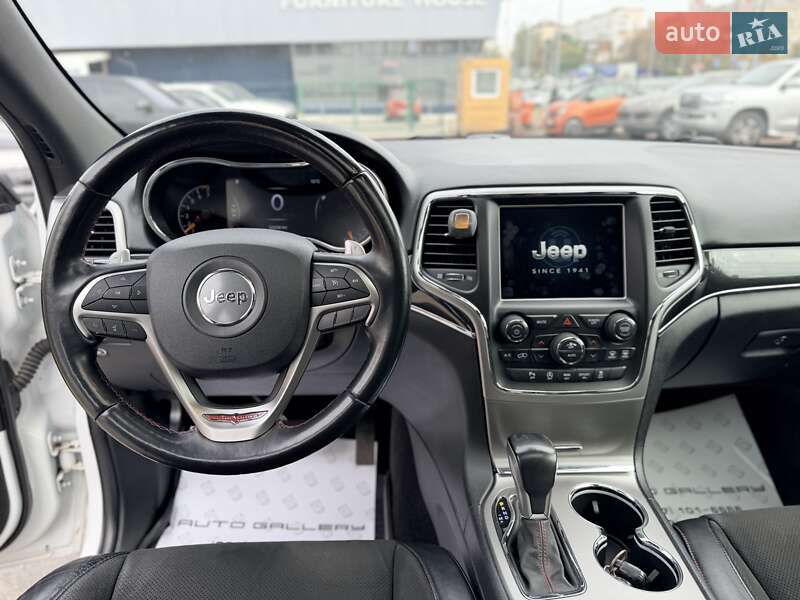Внедорожник / Кроссовер Jeep Grand Cherokee 2018 в Киеве фото 17 Внедорожник / Кроссовер Jeep Grand Cherokee 2018 в Киеве
