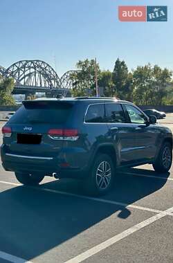 Позашляховик / Кросовер Jeep Grand Cherokee 2021 в Чернівцях