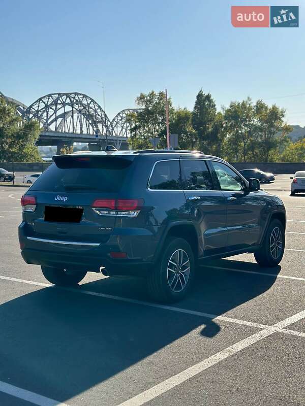 Внедорожник / Кроссовер Jeep Grand Cherokee 2021 в Черновцах