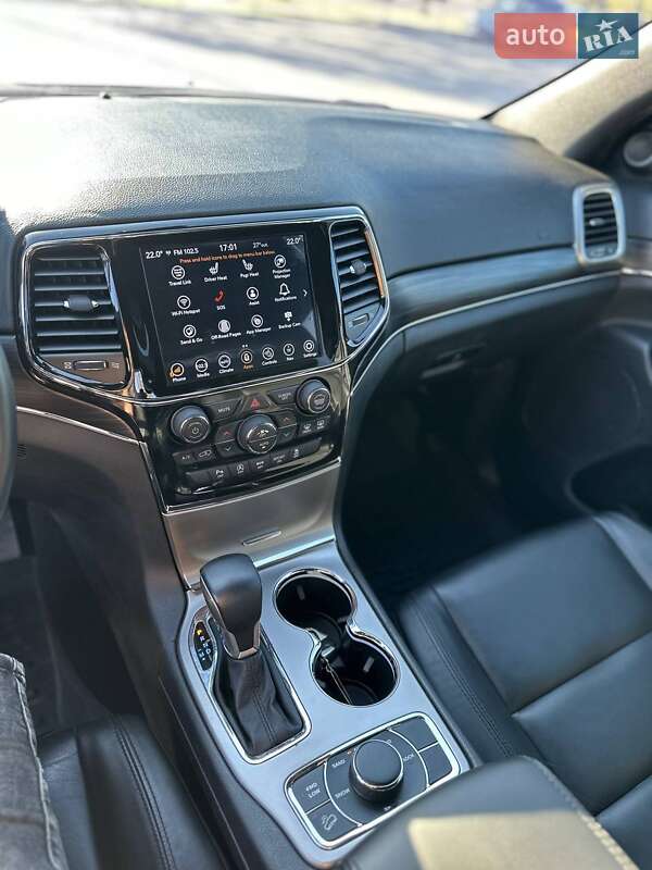 Внедорожник / Кроссовер Jeep Grand Cherokee 2021 в Черновцах