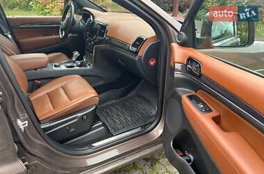 Внедорожник / Кроссовер Jeep Grand Cherokee 2021 в 
