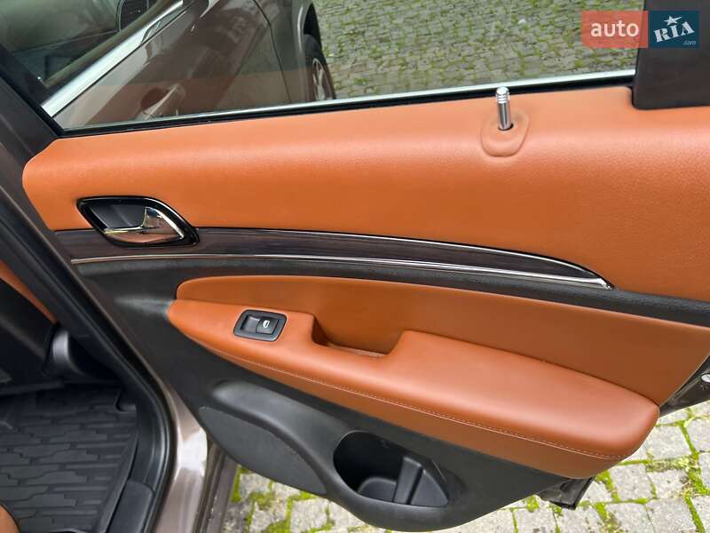 Внедорожник / Кроссовер Jeep Grand Cherokee 2021 в Киеве