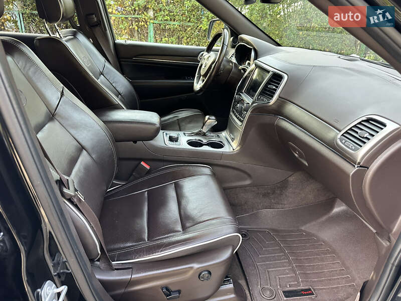 Внедорожник / Кроссовер Jeep Grand Cherokee 2018 в Черновцах фото 37 Внедорожник / Кроссовер Jeep Grand Cherokee 2018 в Черновцах