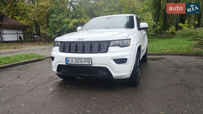 Внедорожник / Кроссовер Jeep Grand Cherokee 2019 в Киеве фото 7 Внедорожник / Кроссовер Jeep Grand Cherokee 2019 в Киеве