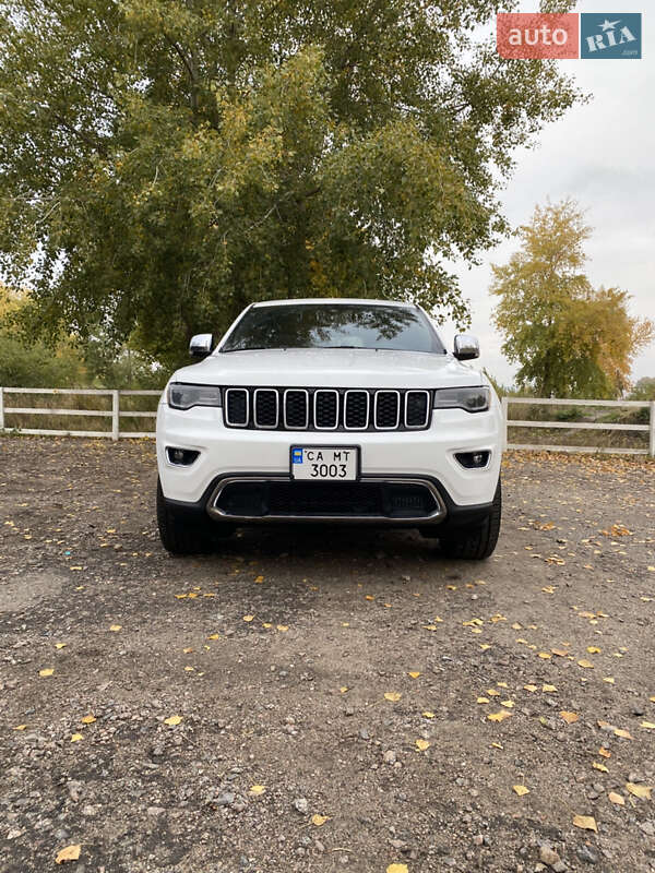 Внедорожник / Кроссовер Jeep Grand Cherokee 2018 в Черкассах
