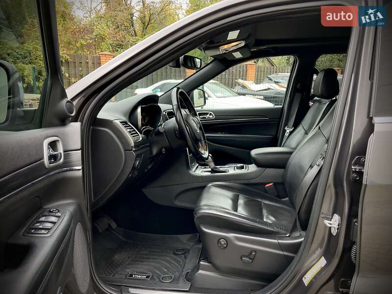 Внедорожник / Кроссовер Jeep Grand Cherokee 2019 в Киеве фото 8 Внедорожник / Кроссовер Jeep Grand Cherokee 2019 в Киеве