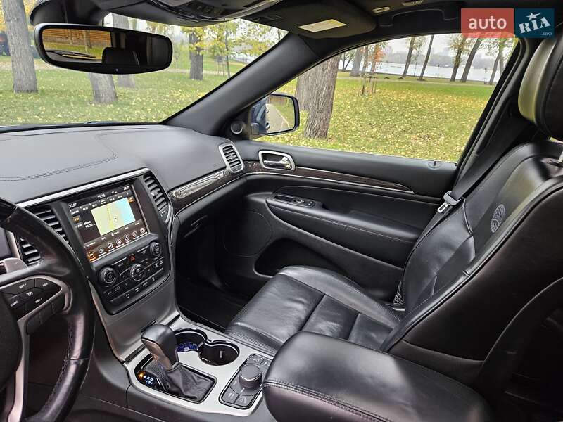 Внедорожник / Кроссовер Jeep Grand Cherokee 2018 в Киеве