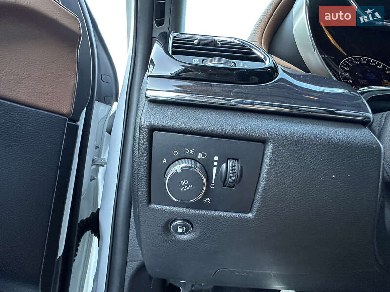 Позашляховик / Кросовер Jeep Grand Cherokee 2020 в Києві фото 57 Позашляховик / Кросовер Jeep Grand Cherokee 2020 в Києві