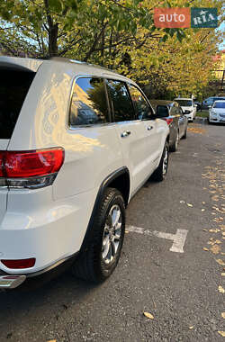 Позашляховик / Кросовер Jeep Grand Cherokee 2016 в Львові