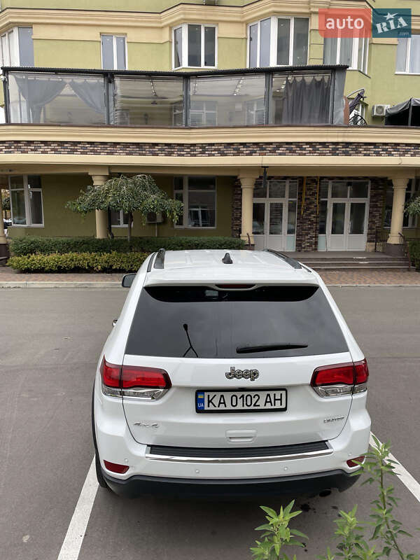 Внедорожник / Кроссовер Jeep Grand Cherokee 2020 в Киеве фото 4 Внедорожник / Кроссовер Jeep Grand Cherokee 2020 в Киеве