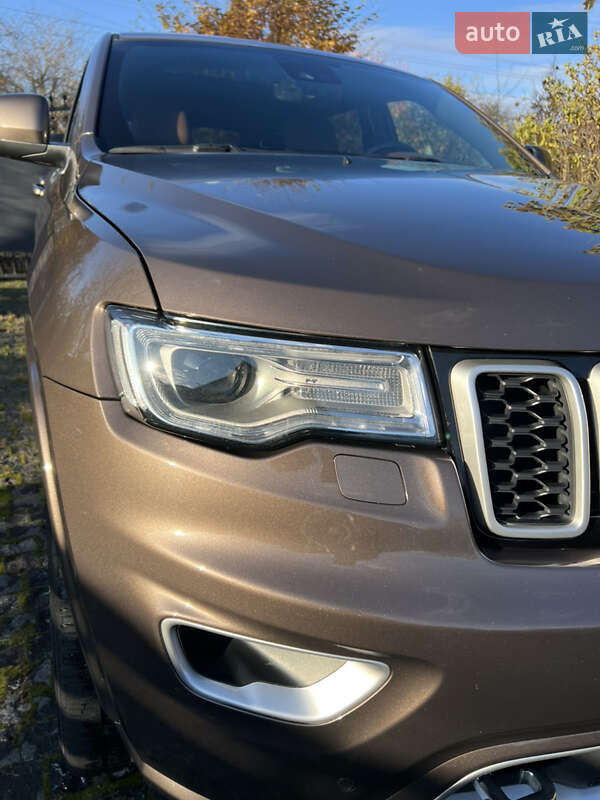 Внедорожник / Кроссовер Jeep Grand Cherokee 2021 в Киеве