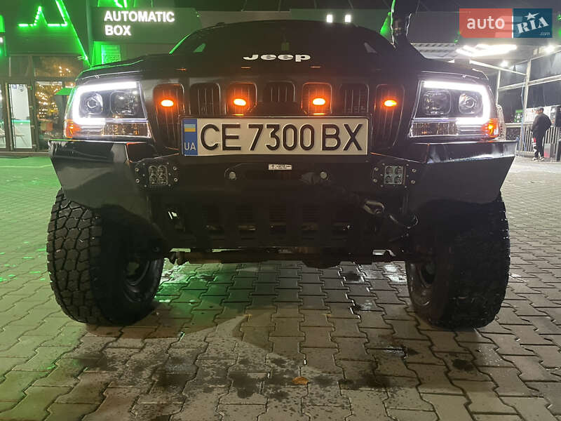 Внедорожник / Кроссовер Jeep Grand Cherokee 2000 в Черновцах