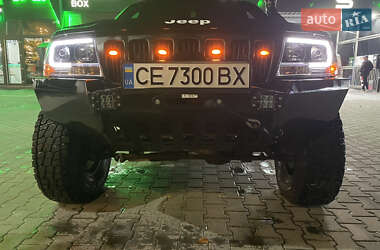 Позашляховик / Кросовер Jeep Grand Cherokee 2000 в 