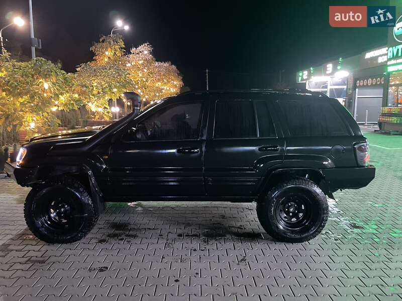 Внедорожник / Кроссовер Jeep Grand Cherokee 2000 в Черновцах