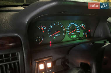 Позашляховик / Кросовер Jeep Grand Cherokee 2000 в 