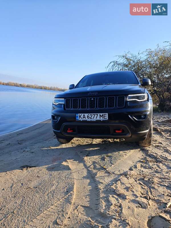 Внедорожник / Кроссовер Jeep Grand Cherokee 2018 в Киеве