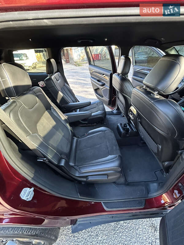 Внедорожник / Кроссовер Jeep Grand Cherokee 2021 в Киеве